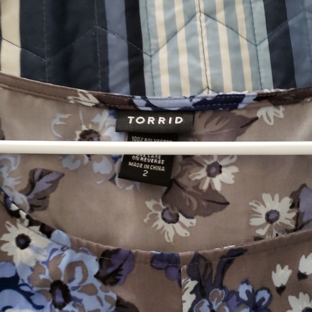 Blouse - Picture 4 of 4